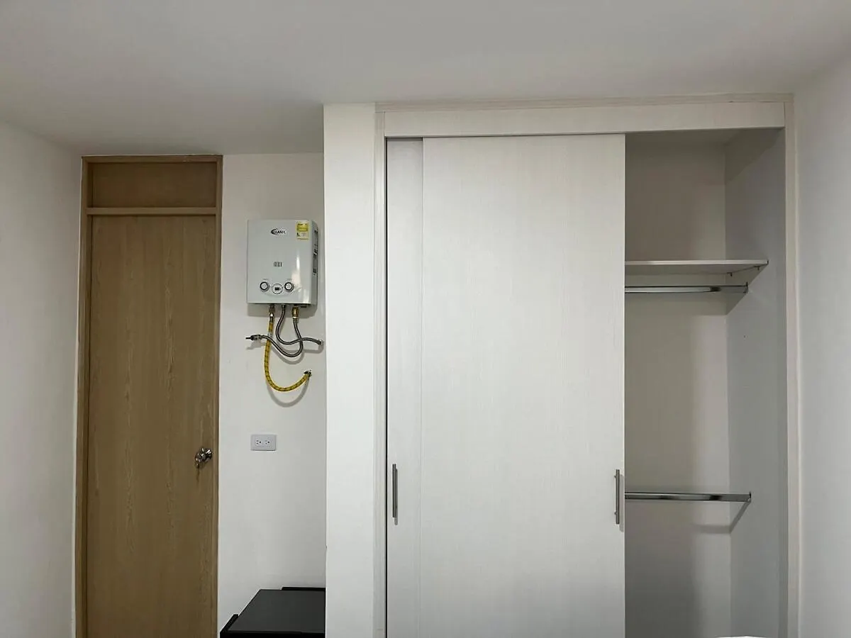Economico Apartamento En El Centro De La Ciudad 麦德林 哥伦比亚